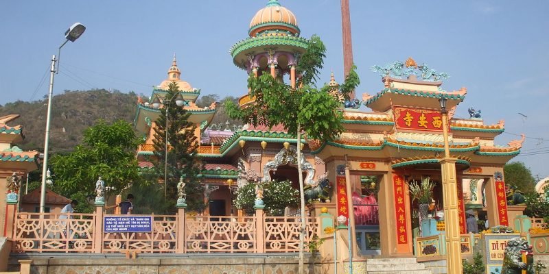 Chua_Tay_An_nui_Sam-1 Chua_Tay_An_nui_Sam-1